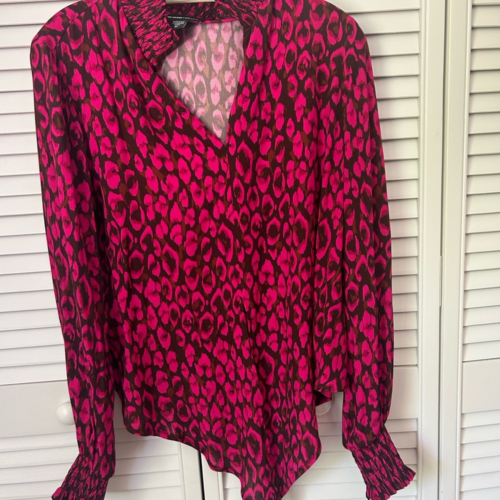 Pink Leopard Print Women's Top Fifteen Twenty Medium